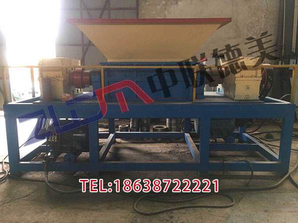 黑龍江小型的塑料撕碎機(jī)磨粉機(jī)