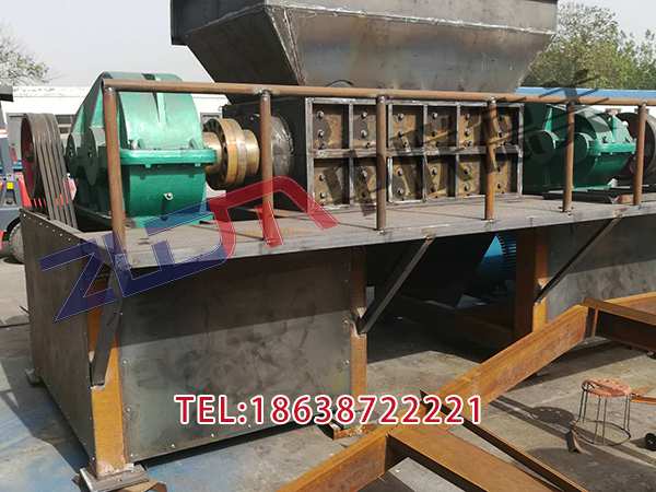 新疆紙廠廢塑料撕碎機多少錢